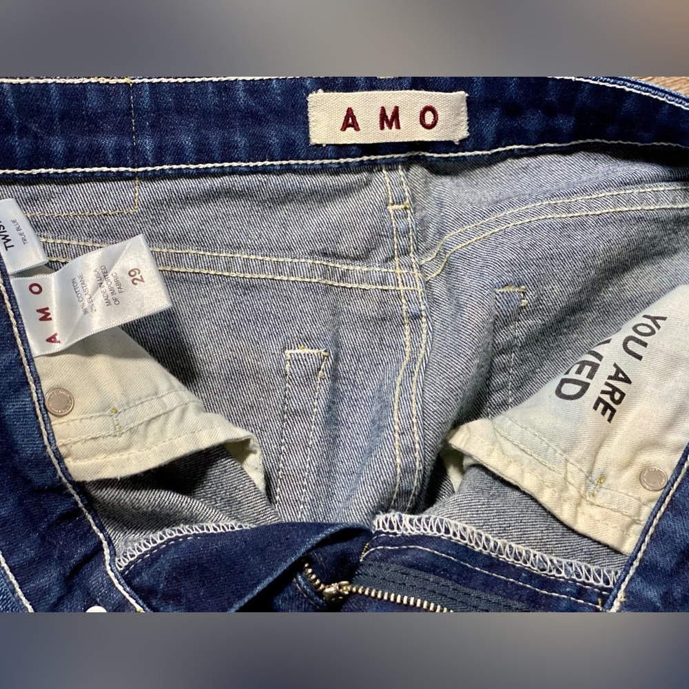 AMO Twist Jeans - Picture 6 of 6